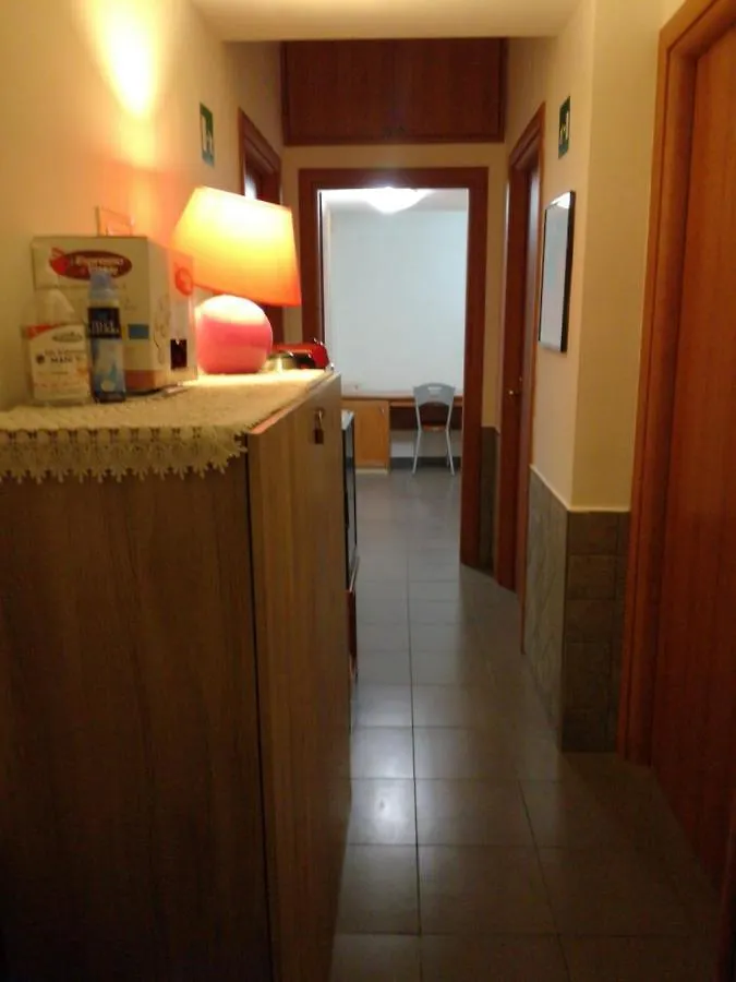 Roma Termini Tina Ya B&B Italia