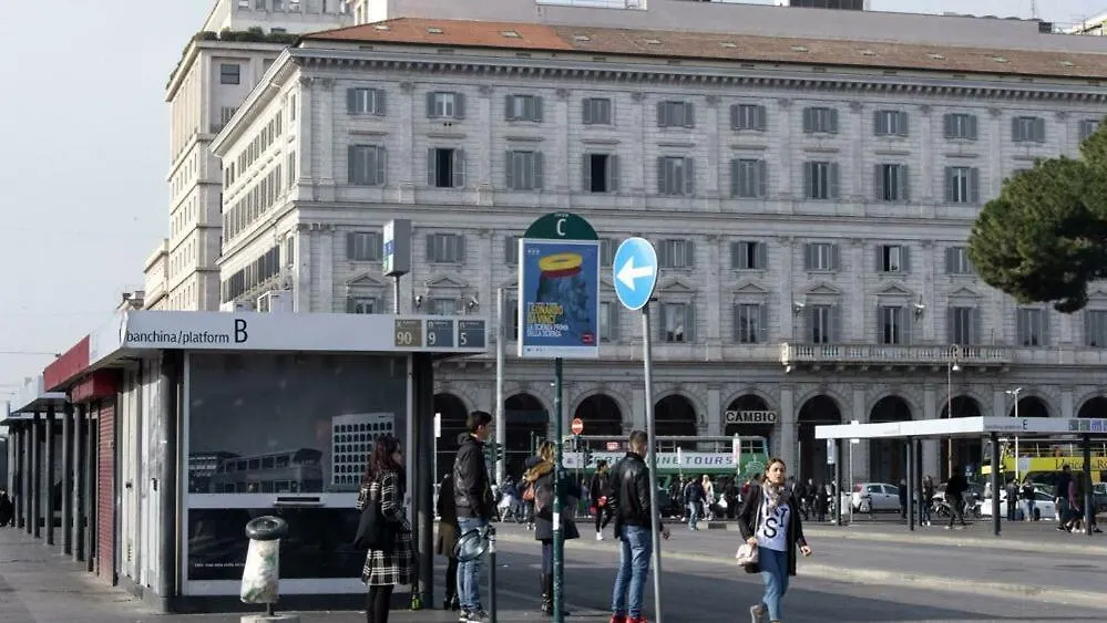 ベッド・アンド・ブレックファスト Roma Termini Tina Ya B&B