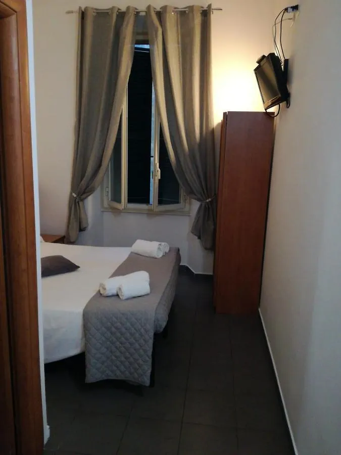 ベッド・アンド・ブレックファスト Roma Termini Tina Ya B&B イタリア