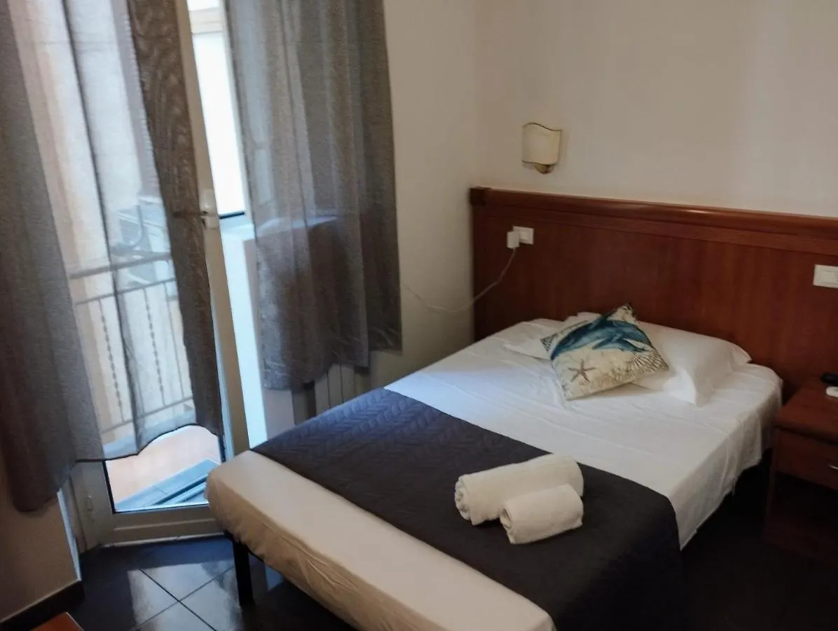 ベッド・アンド・ブレックファスト Roma Termini Tina Ya B&B