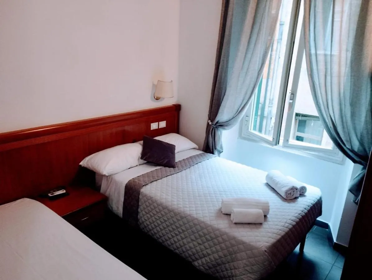 Roma Termini Tina Ya B&B 0*, ローマ イタリア