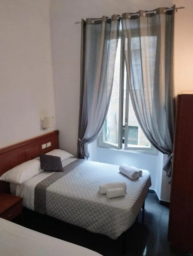 Roma Termini Tina Ya B&B
